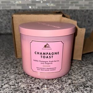 White Barn Pink Champagne Toast Scented Candle